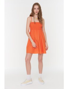 Trendyol narančasta haljina s remenom