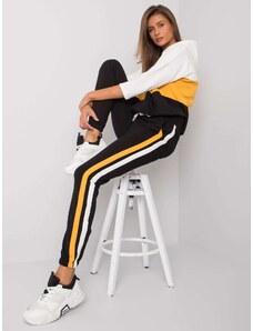 Fashionhunters Ecru-yellow set with Adhila trousers