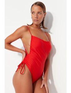 Trendyol crveni kvadratni ovratnik ogrnut kupaći kostim visokih nogavica
