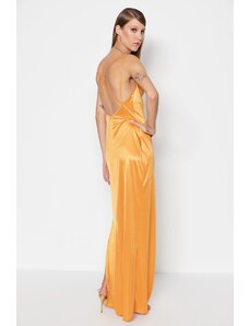 Trendyol duga večernja haljina u narančastom pletenom satenu