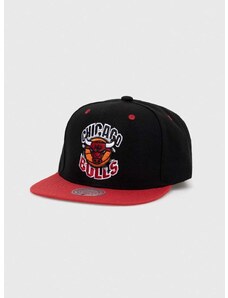 Kapa sa šiltom Mitchell&Ness Chicago Bulls boja: crna, s aplikacijom