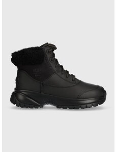 Cipele UGG Yose Fluff V2 boja: crna, s platformom, sa srednje toplom podstavom, 1130901