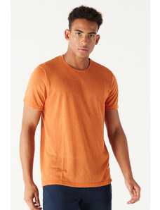 ALTINYILDIZ CLASSICS Muški Orange Slim Fit Slim Fit Crew Neck majica kratkih rukava izgleda posteljine.