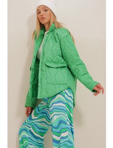 Trend Alaçatı Stili Ženski zeleni ovratnik za bebe obložen, džepni prošiveni kaput