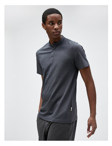Koton Buttoned Slim Fit Cotton T-shirt with a Large Collar