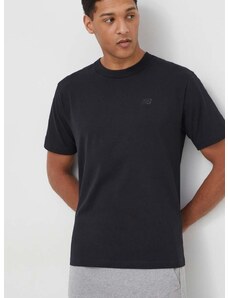 Pamučna majica New Balance za muškarce, boja: crna, s aplikacijom