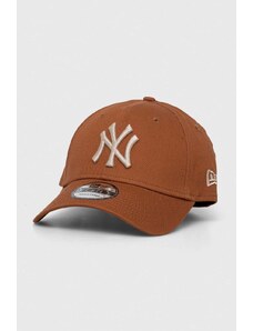 Pamučna kapa sa šiltom New Era boja: smeđa, s aplikacijom, NEW YORK YANKEES