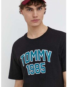 Pamučna majica Tommy Jeans za muškarce, boja: crna, s tiskom, DM0DM18559