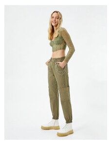 Koton jogger hlače s lančanim detaljnim džepovima, elastičnim strukom.