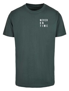 Merchcode Majica 'Never On Time' tamno zelena / bijela