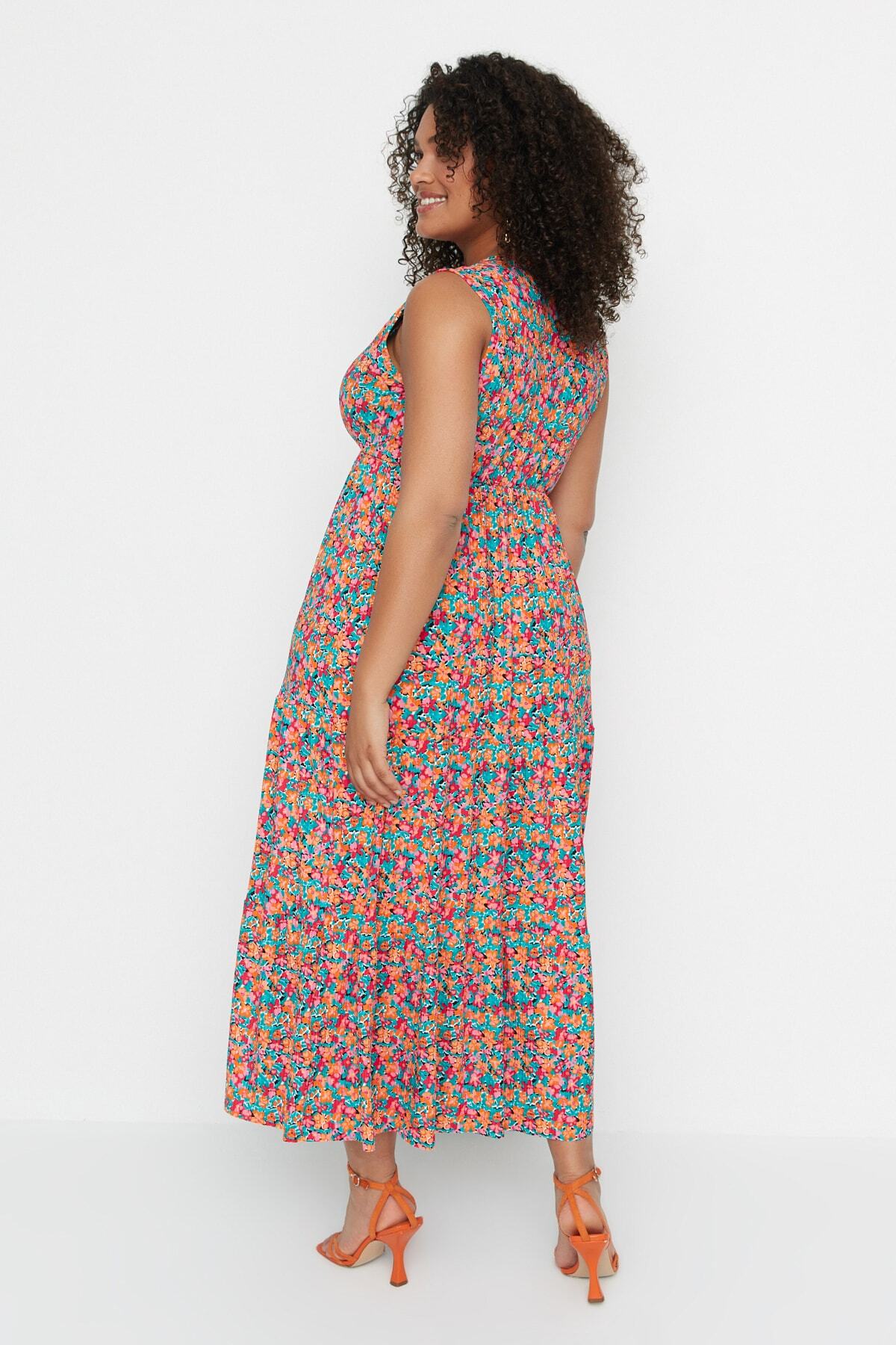 Trendyol krivulja Raznobojna A-linija cvjetni uzorak pletena haljina