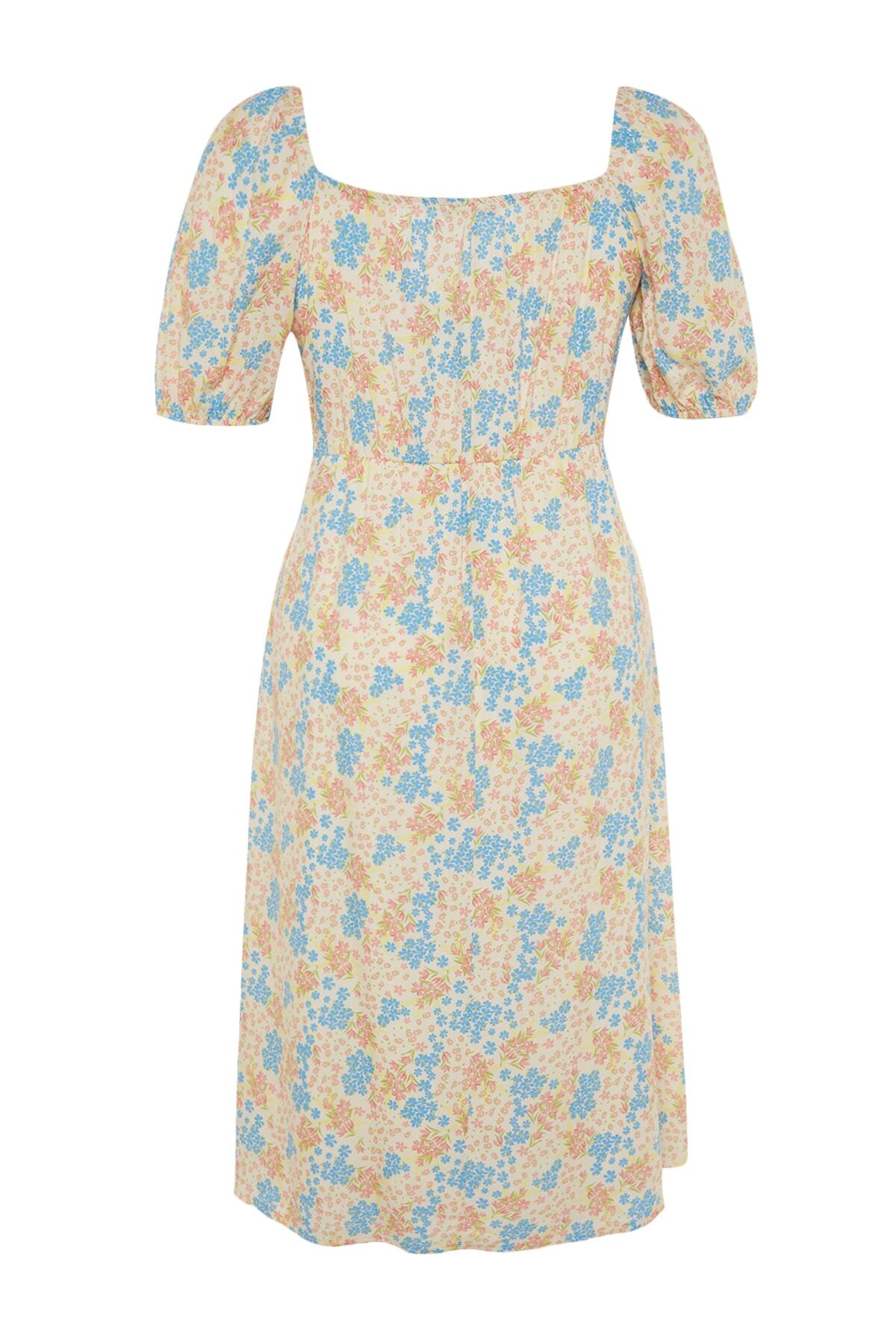 Trendyol krivulja Raznobojna haljina s cvjetnim printom