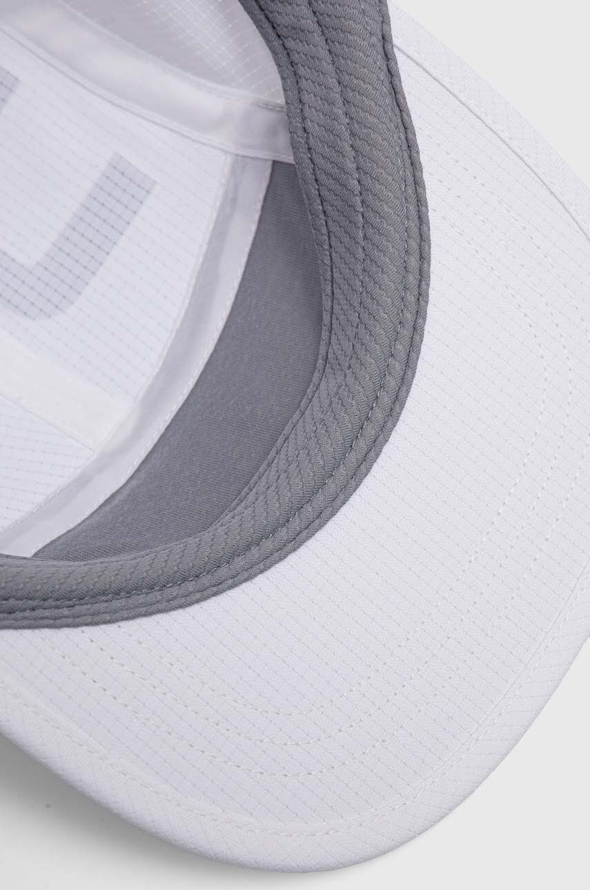 Kapa sa šiltom Under Armour Iso-Chill Armourvent