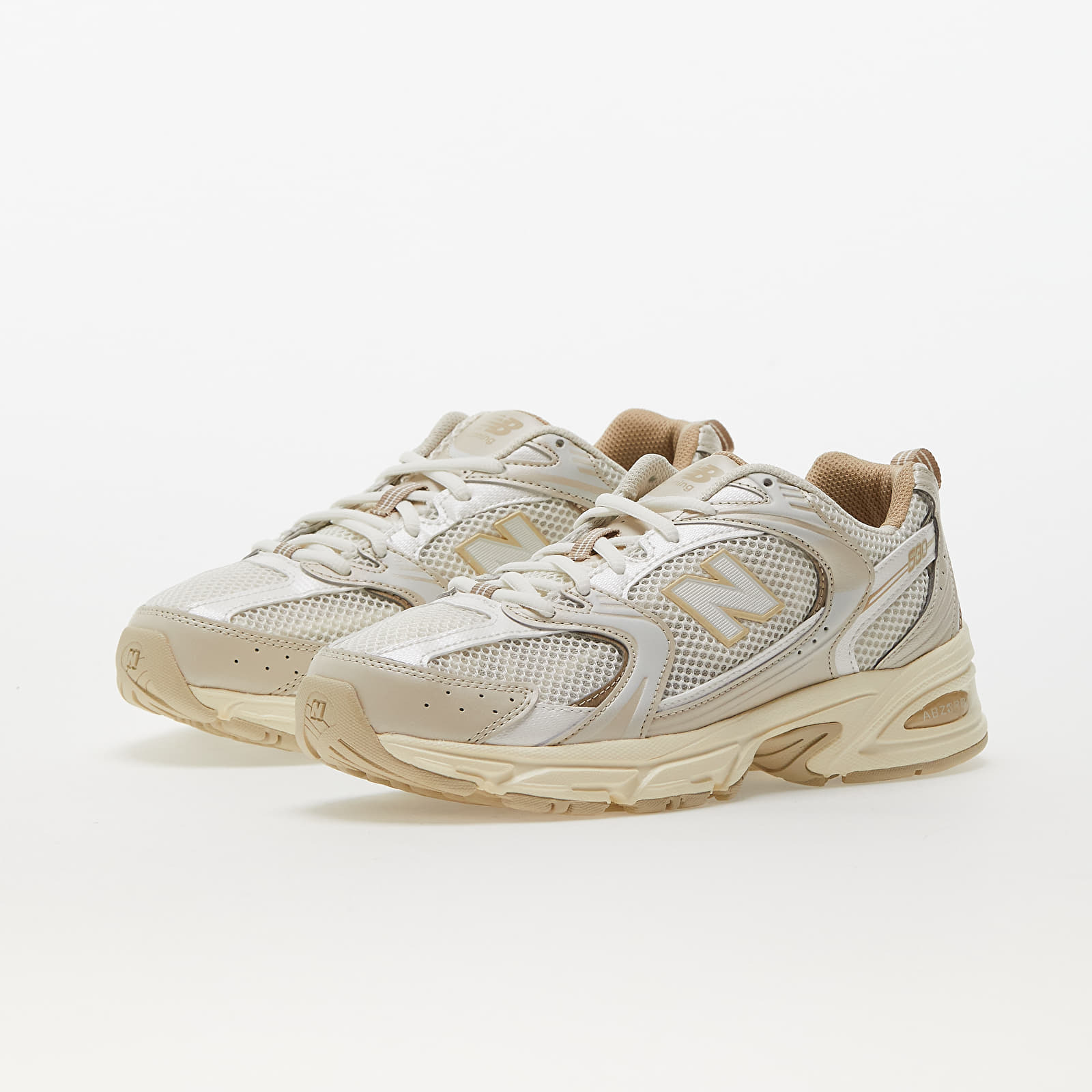 New Balance 530 Beige