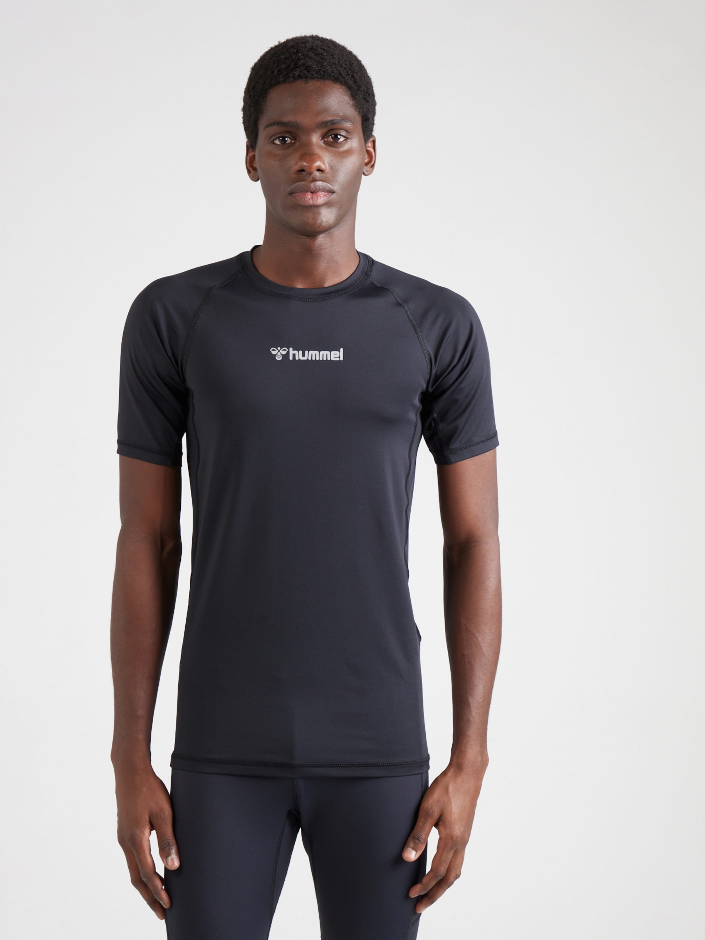 Hummel Tehnička sportska majica crna / bijela