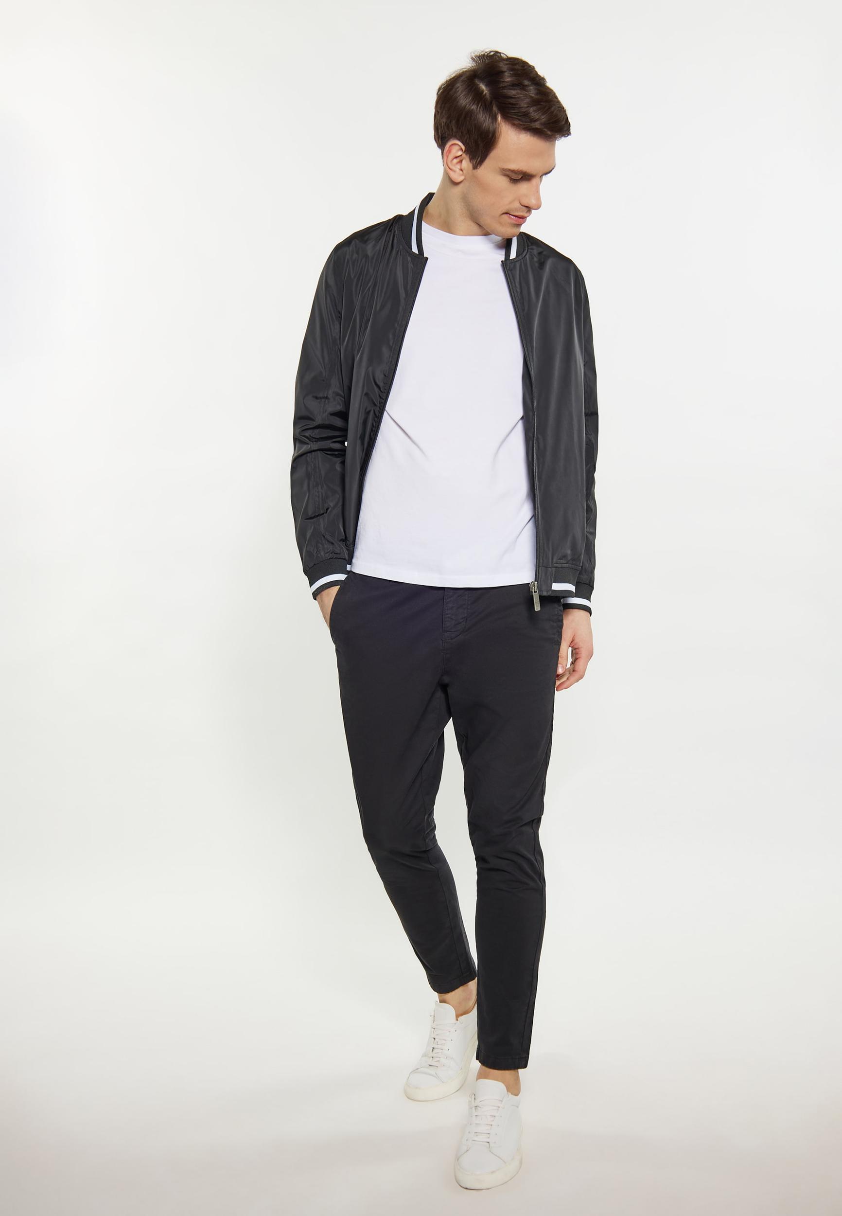 Mo ATHLSR Prijelazna jakna crna / bijela