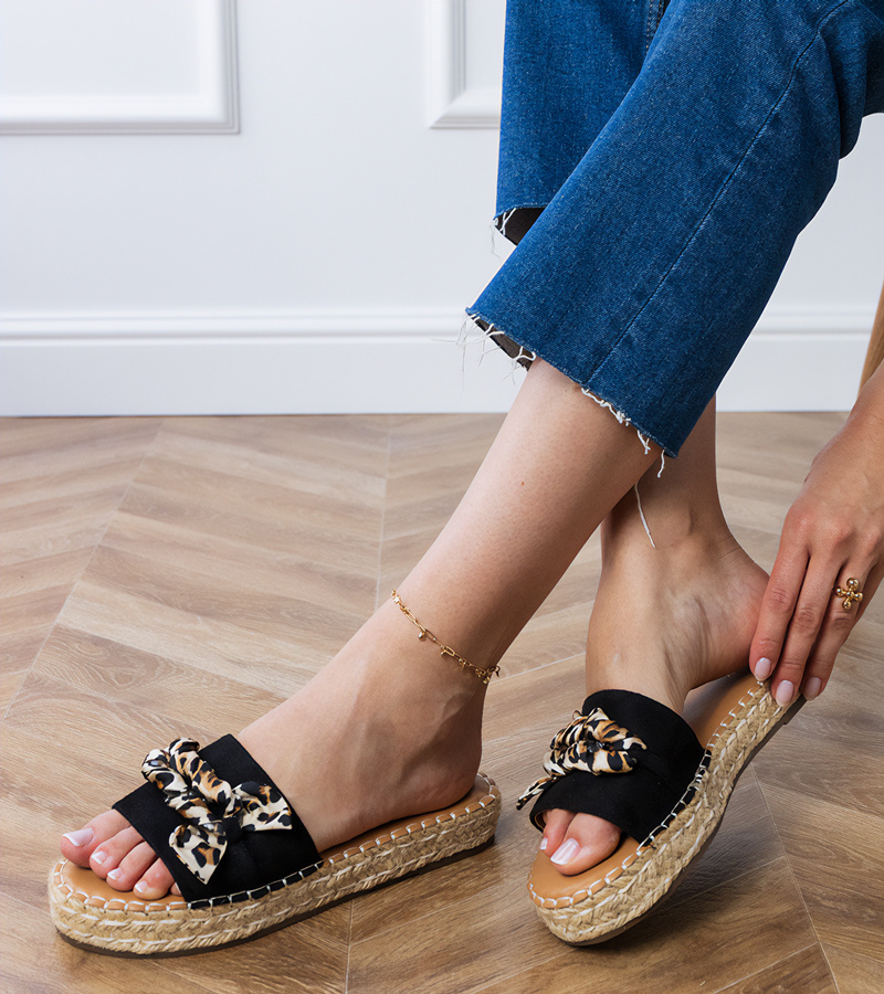 Gemre Black espadrille flip-flops with a bow Kartis