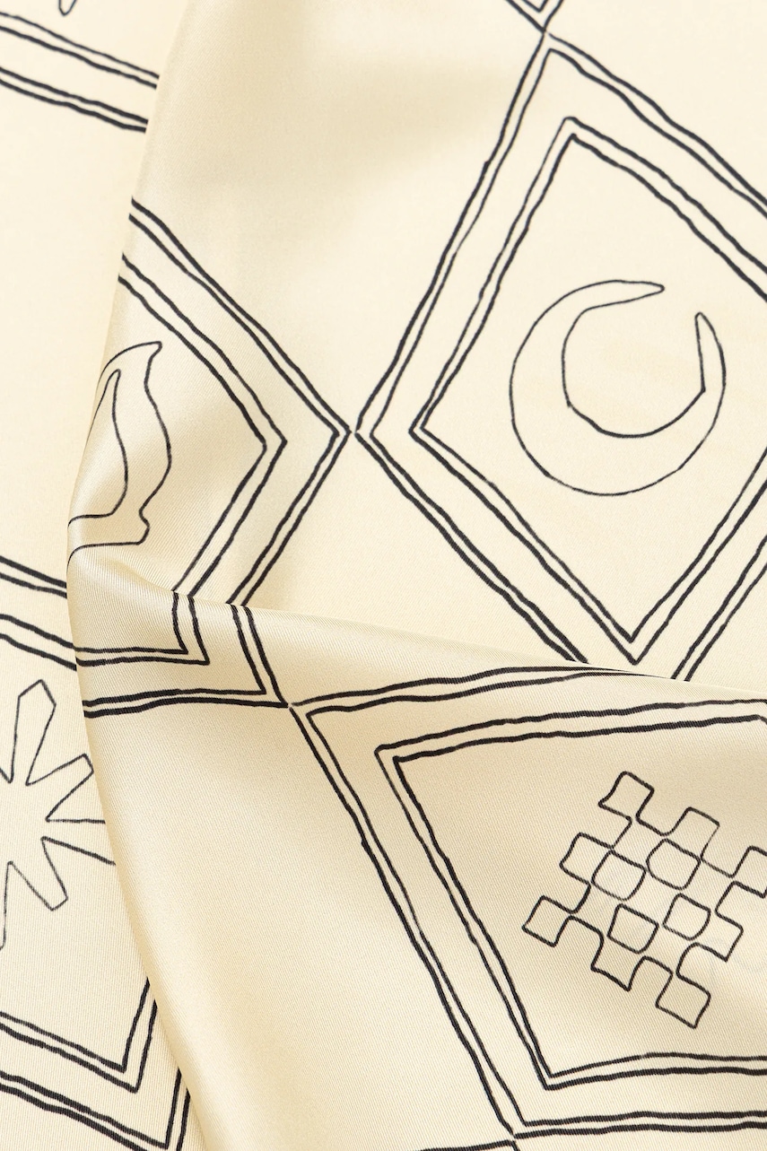 Svilena marama Nanushka