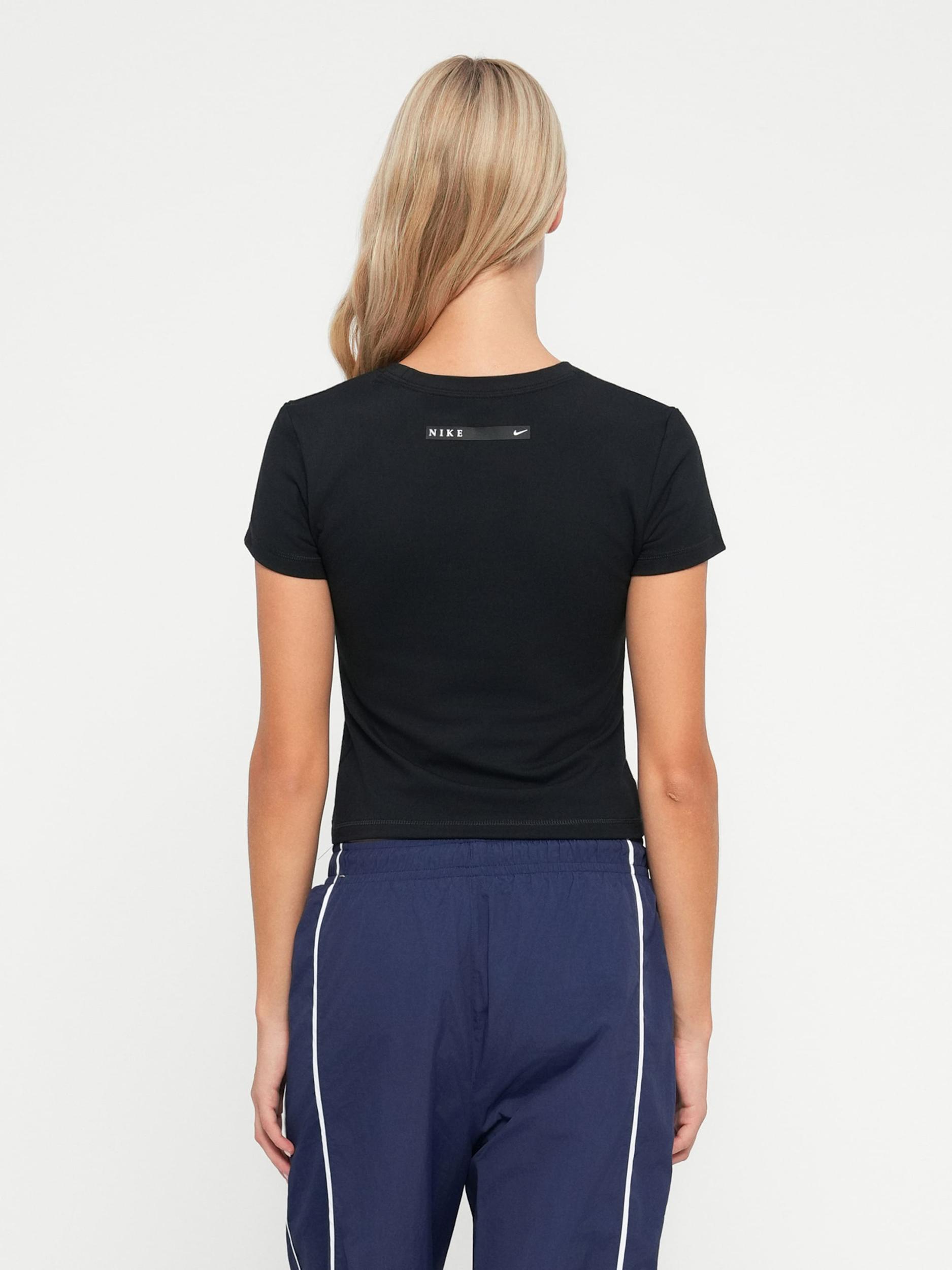 Nike Sportswear Majica crna