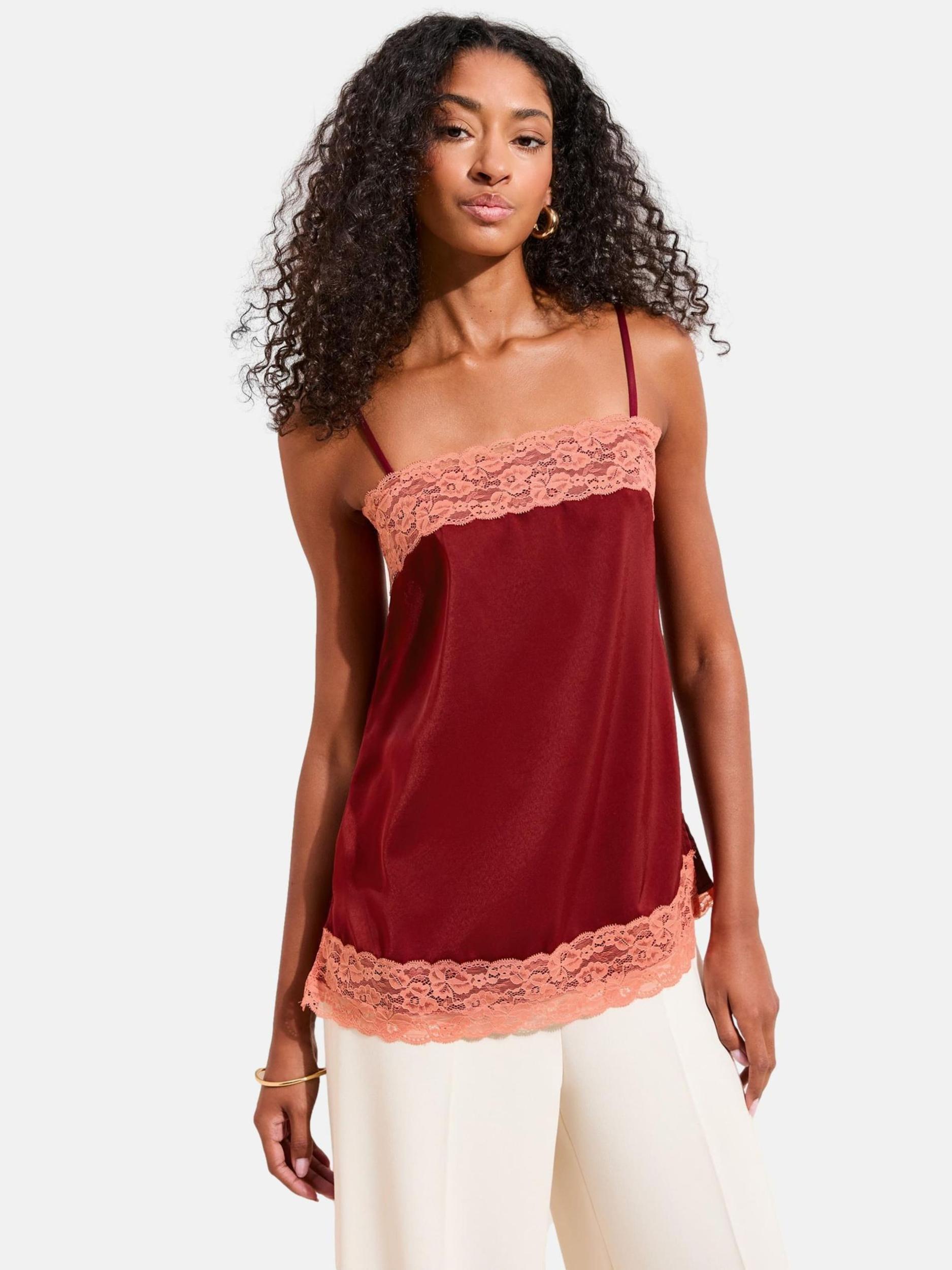 Friends Like These Top rosé / burgund