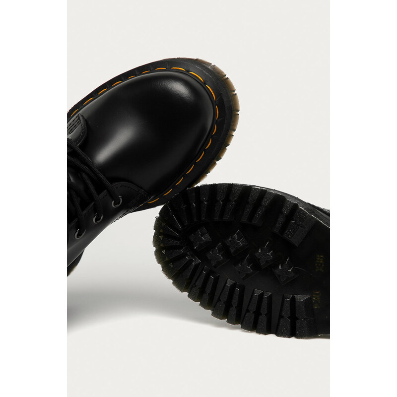 Kožne čizme Dr. Martens za žene, boja: crna, s platformom