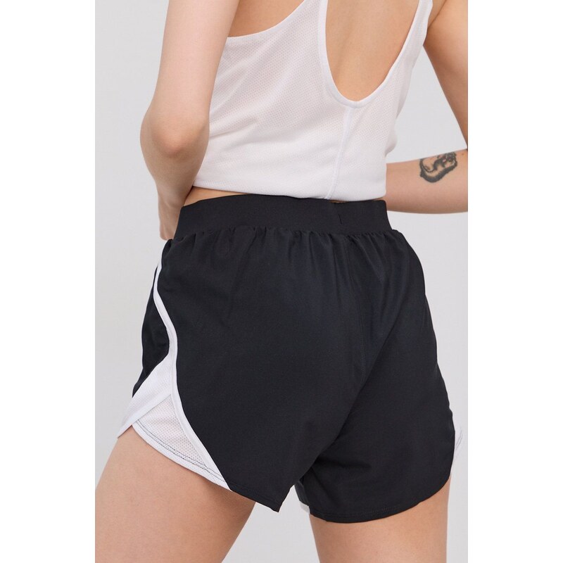 Kratke hlače za trčanje Under Armour Fly-by 2.0 za žene, boja: crna, glatki materijal, srednje visoki struk