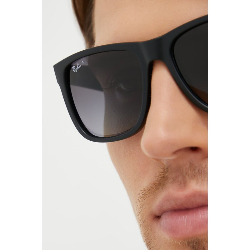 Sunčane naočale Ray-Ban za muškarce, boja: crna