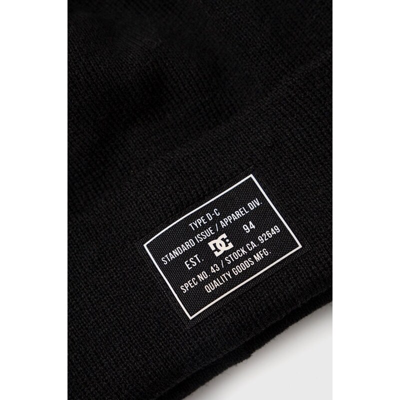 Kapa s dodatkom vune DC boja: crna, od debele pletenine
