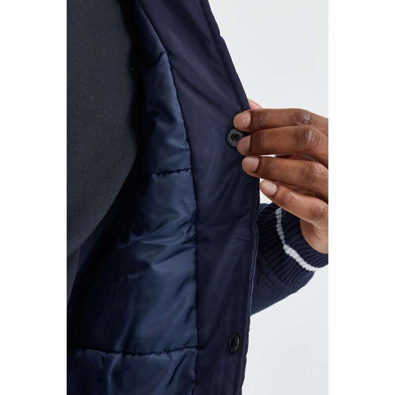 Bomber jakna Primitive za muškarce, boja: tamno plava, za prijelazno razdoblje