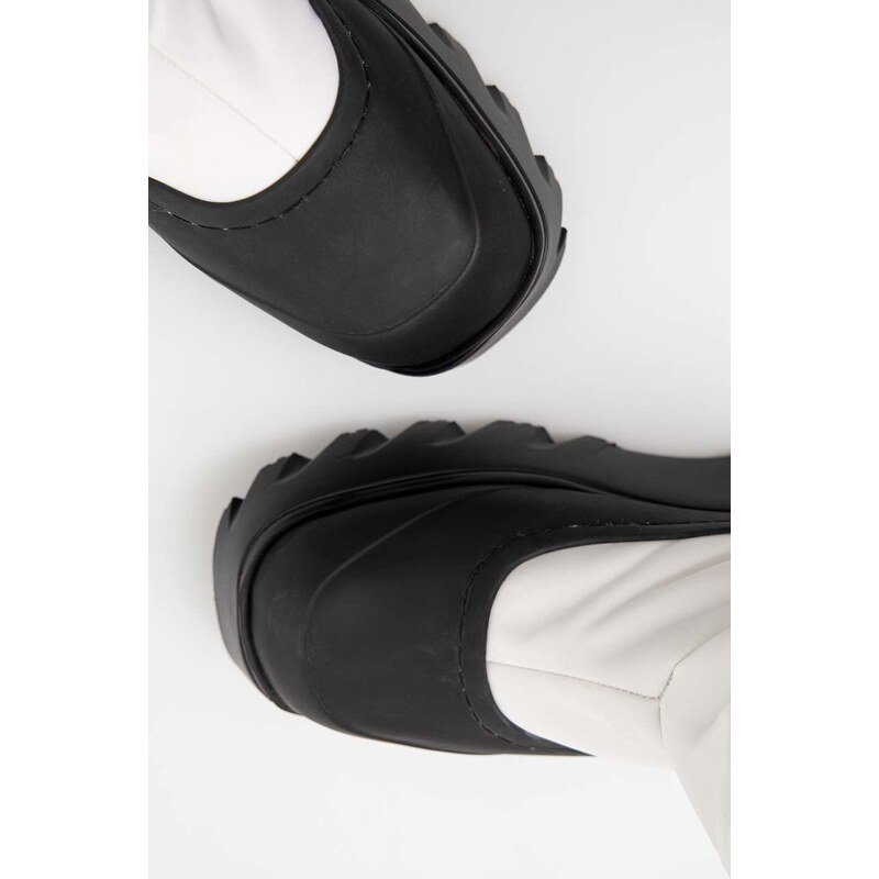 Čizme za snijeg Love Moschino boja: bijela