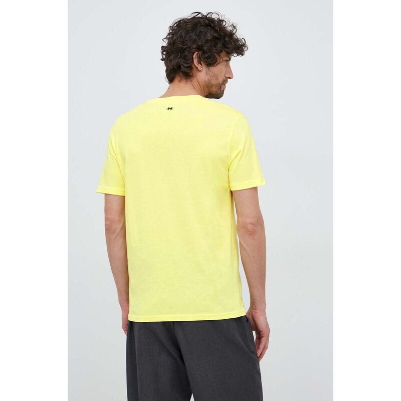 Pamučna majica United Colors of Benetton boja: žuta, s tiskom