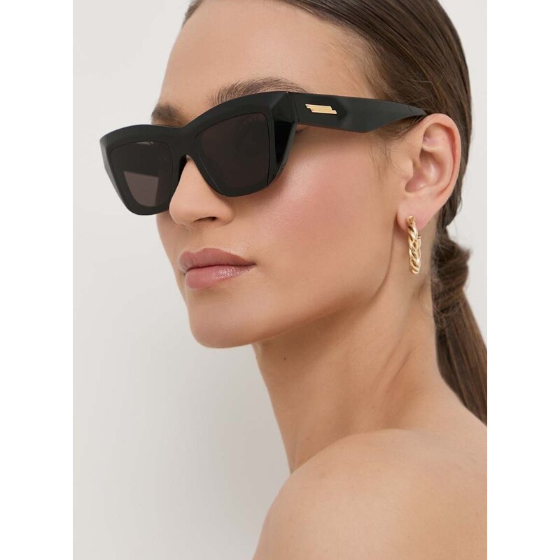 Sunčane naočale Bottega Veneta za žene, boja: crna