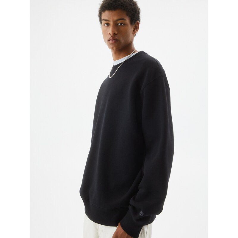 Pull&Bear Sweater majica crna