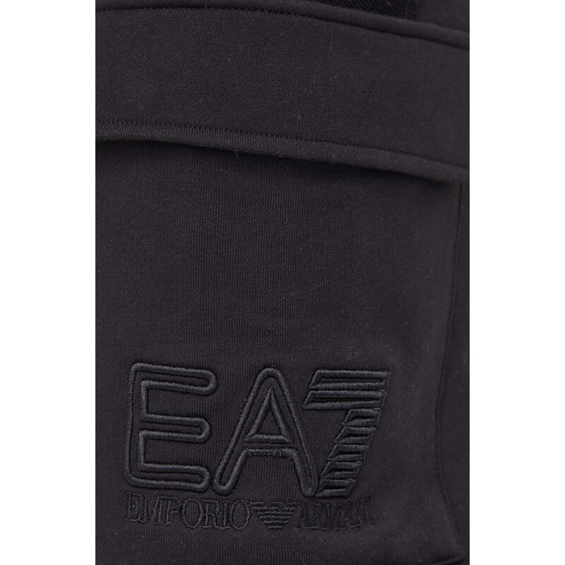 Pamučni donji dio trenirke EA7 Emporio Armani boja: crna, s aplikacijom