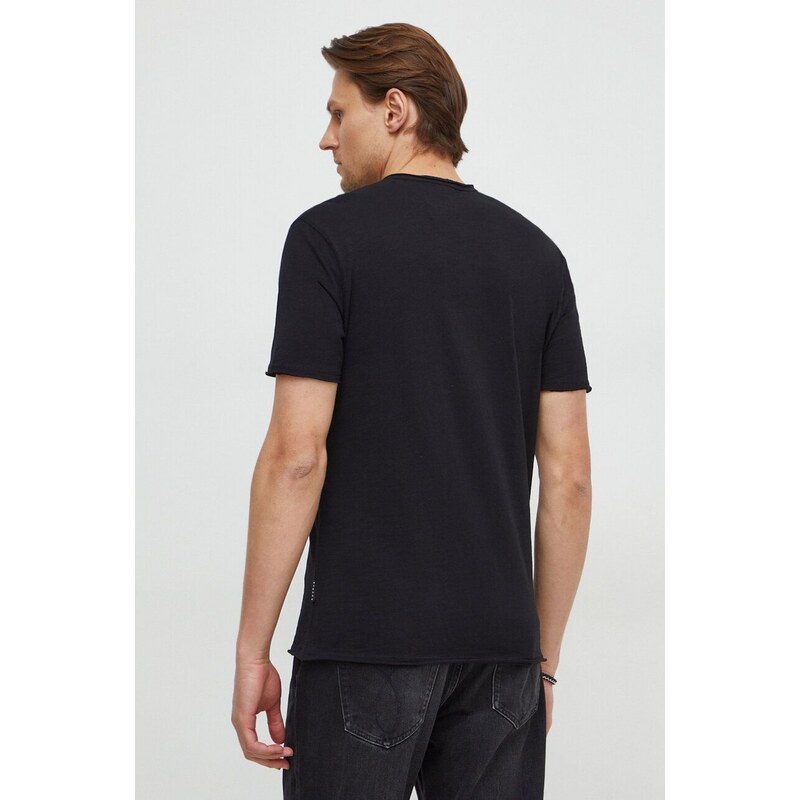 Pamučna majica Sisley za muškarce, boja: crna, bez uzorka