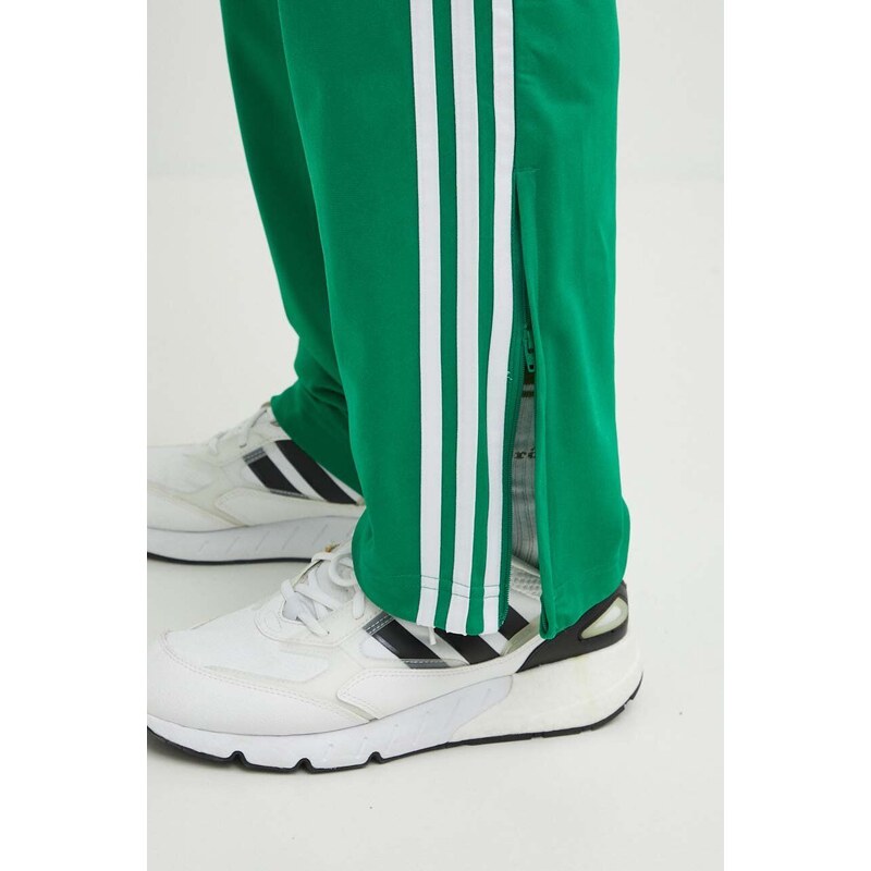 Donji dio trenirke adidas Originals boja: zelena, s aplikacijom, IU0768