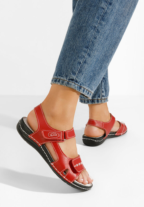 Zapatos Sandale od prirodne kože Suredelle crveno