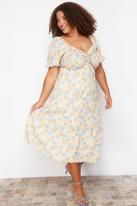 Trendyol krivulja Raznobojna haljina s cvjetnim printom