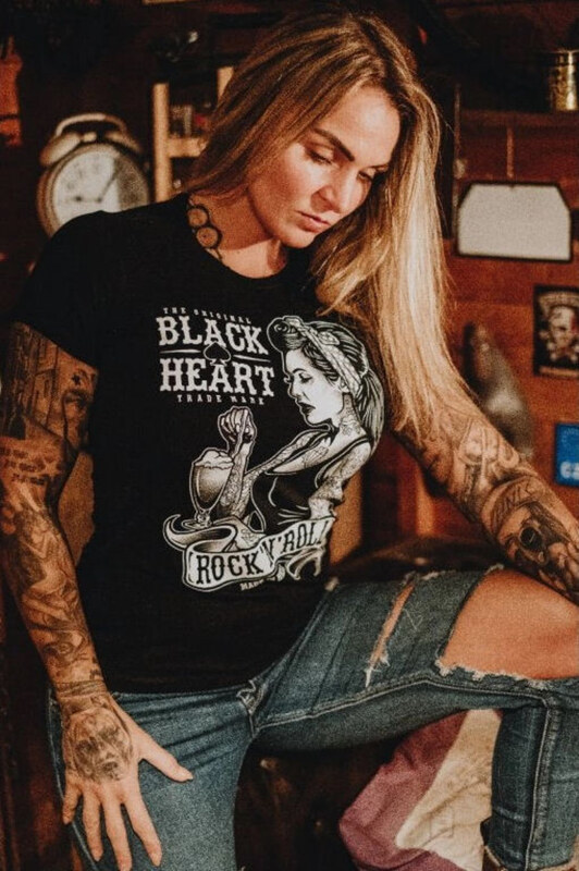 Ulična majica žensko - PIN UP SHAKE - BLACK HEART - 12900