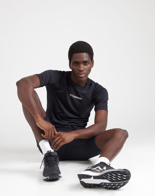 Hummel Tehnička sportska majica crna / bijela