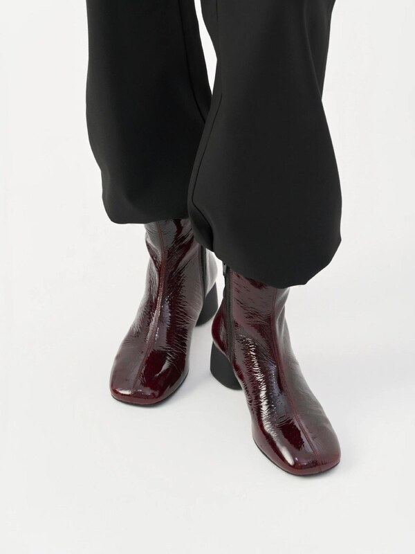 VAGABOND SHOEMAKERS Čizmice 'Livia' bordo