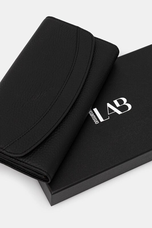 Kožni novčanik Answear.LAB