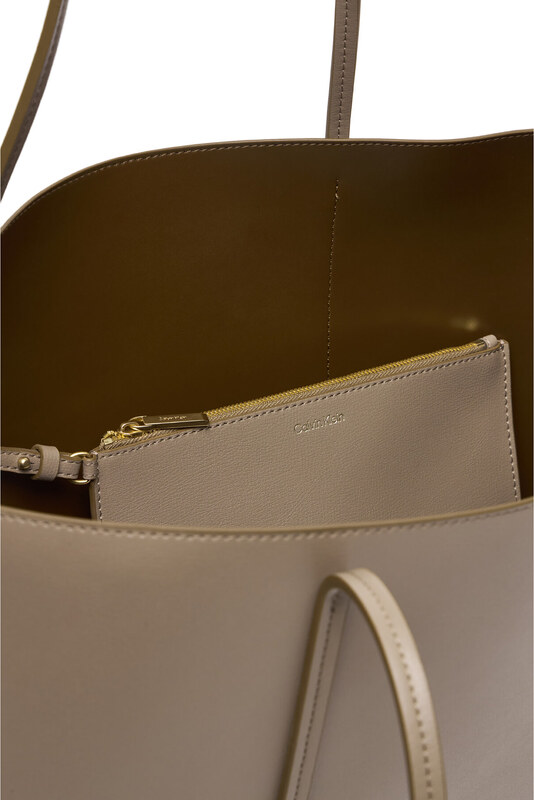 Torbica Calvin Klein