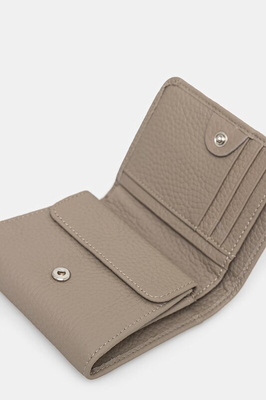 Kožni novčanik Answear.LAB