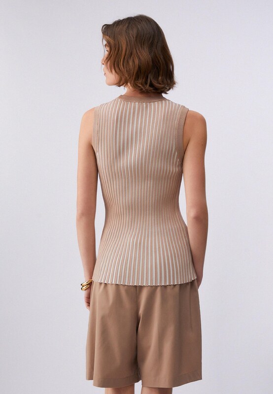 Liu Jo Top s naramenicama bež / vuneno bijela