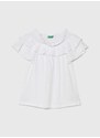 Dječja majica od mješavine lana United Colors of Benetton boja: bijela, s otvorenim ramenima