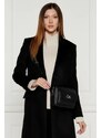 Calvin Klein Poštarska torba RE-LOCK CAMERA
